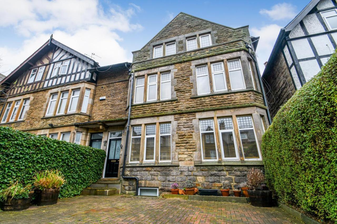 Spacious Victorian Townhouse Near Hcc With Off Street Parking 哈罗盖特 外观 照片
