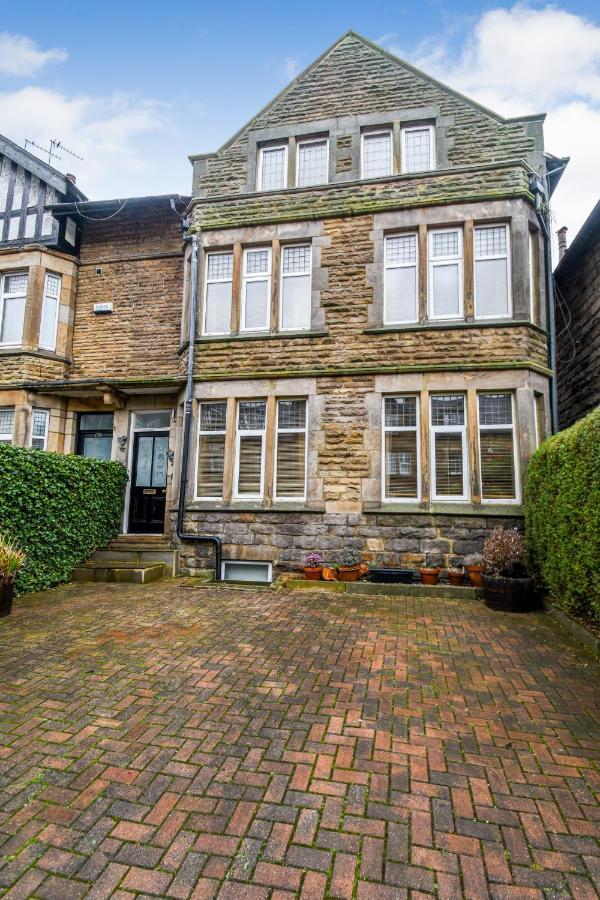 Spacious Victorian Townhouse Near Hcc With Off Street Parking 哈罗盖特 外观 照片